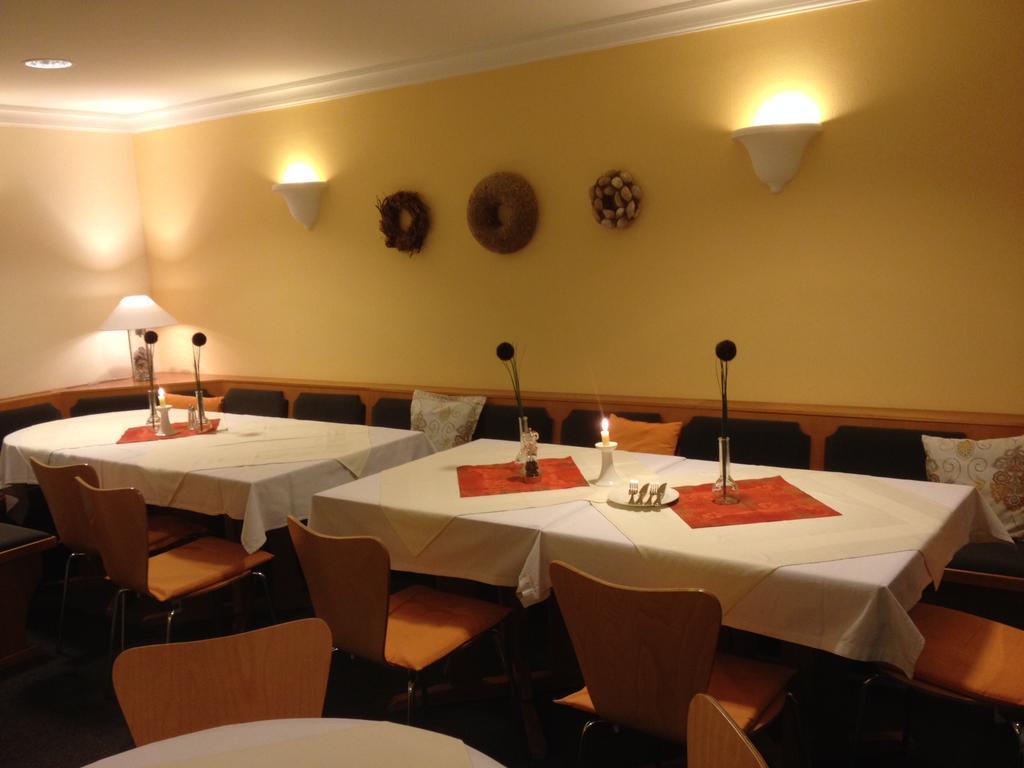 Linde Restaurant & Hotel Nussloch Bagian luar foto