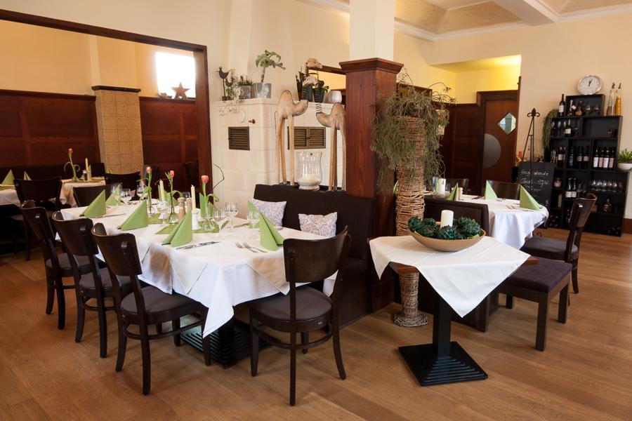 Linde Restaurant & Hotel Nussloch Bagian luar foto