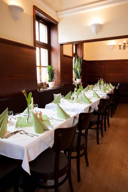 Linde Restaurant & Hotel Nussloch Bagian luar foto